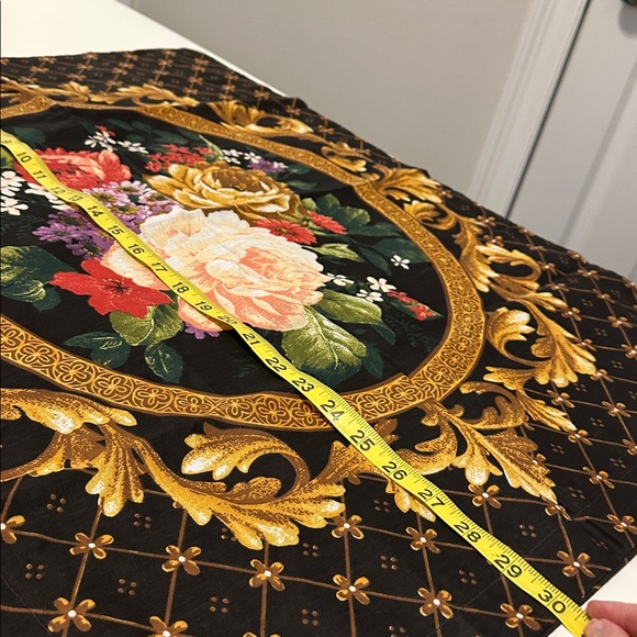 🌹One Standard size Sham cameo black and gold and floral frame design NWOT🌹 - Picture 8 of 10